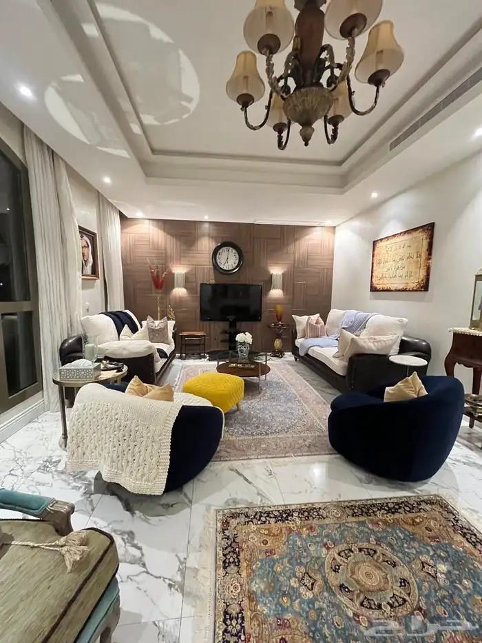 فيلا للبيع مساحه 377 درج داخلي حي النخيل 11