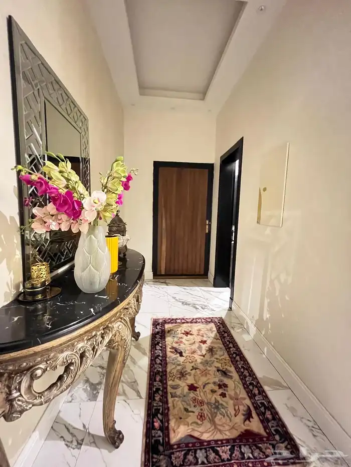 فيلا للبيع مساحه 377 درج داخلي حي النخيل 20