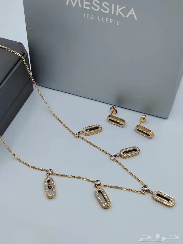 شنط هدايا شوزات 24