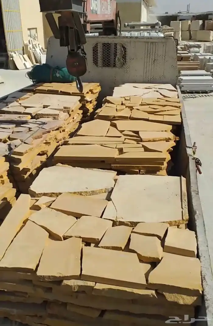 حجر عشوائي الرياض- ابيض   اصفر   كريمي 8