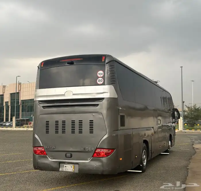 باصات للايجار عمره وسياحة ومطارات 3