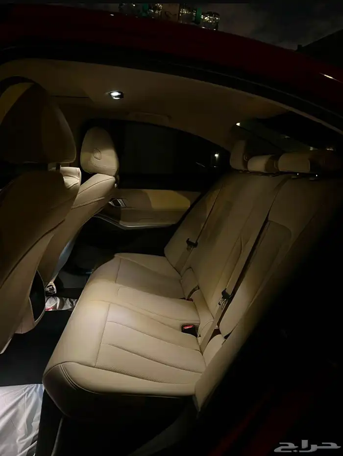 2022 BMW 320 بي ام دبليو الفئة الثالثة 3