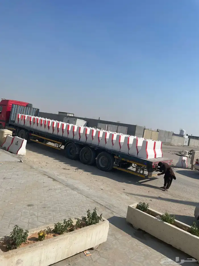 نيوجرسي قواعد خرسانية قواعد انارة منهول حواجز مصدات سيارات 1