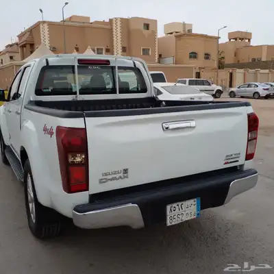 اسوزو للبيع 2020 للبيع نظيف مشررروط 0