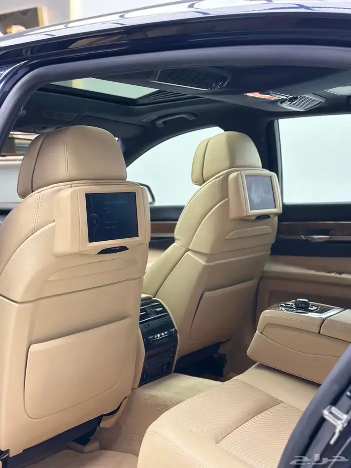بي ام دبليو 2009 740Li 9