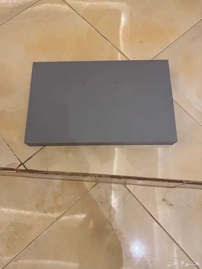 رف رمادي للإيسفير 0