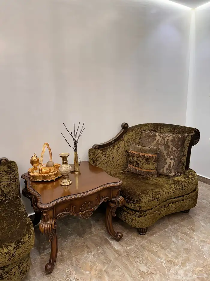 كنب وطاولات 3