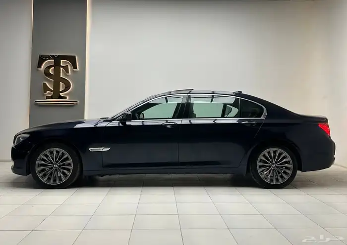 بي ام دبليو 2009 740Li 2