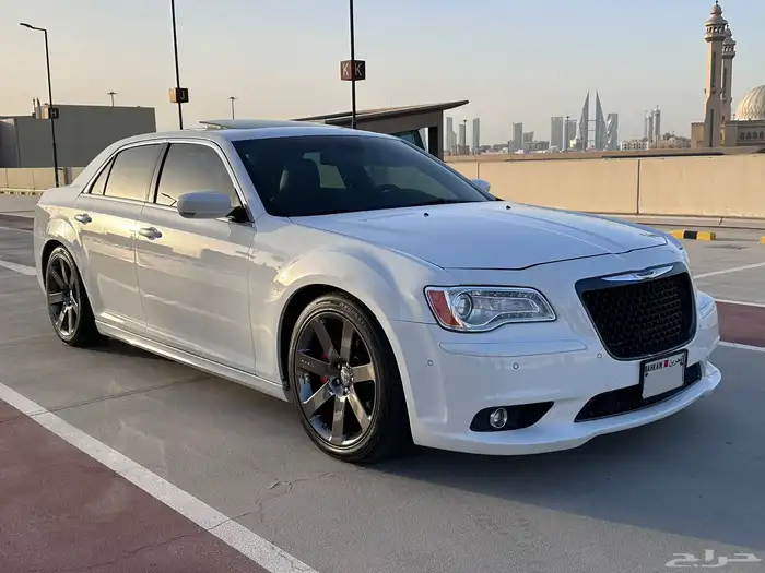 كرايسلر 300c SRT8 5