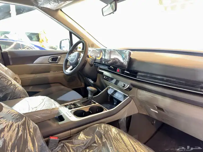 كيا كرنفال ستاندر موديل 2025 18