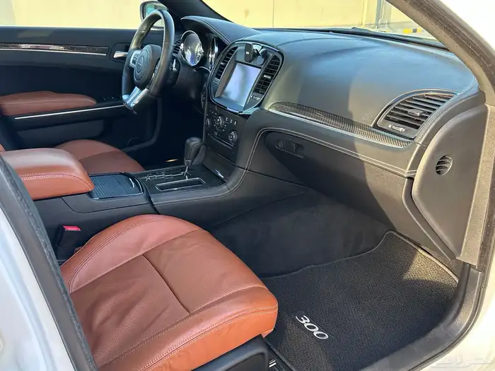 كرايسلر 300c SRT8 14
