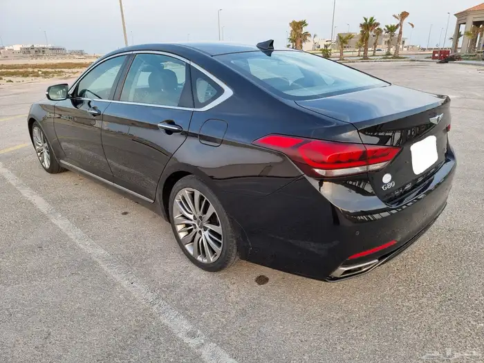 2018 جينيسس G80 7