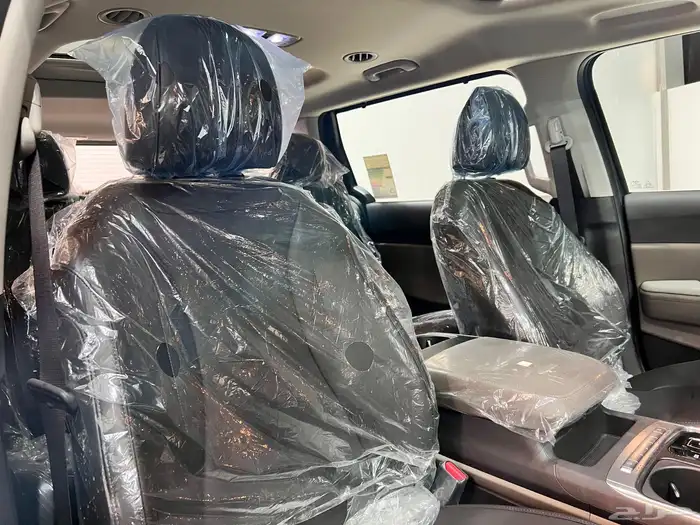 كيا كرنفال نص فل موديل 2025 16