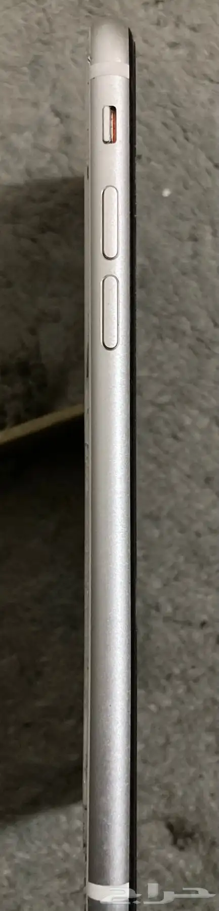 iPhone SE 2020 الجيل الثاني 3