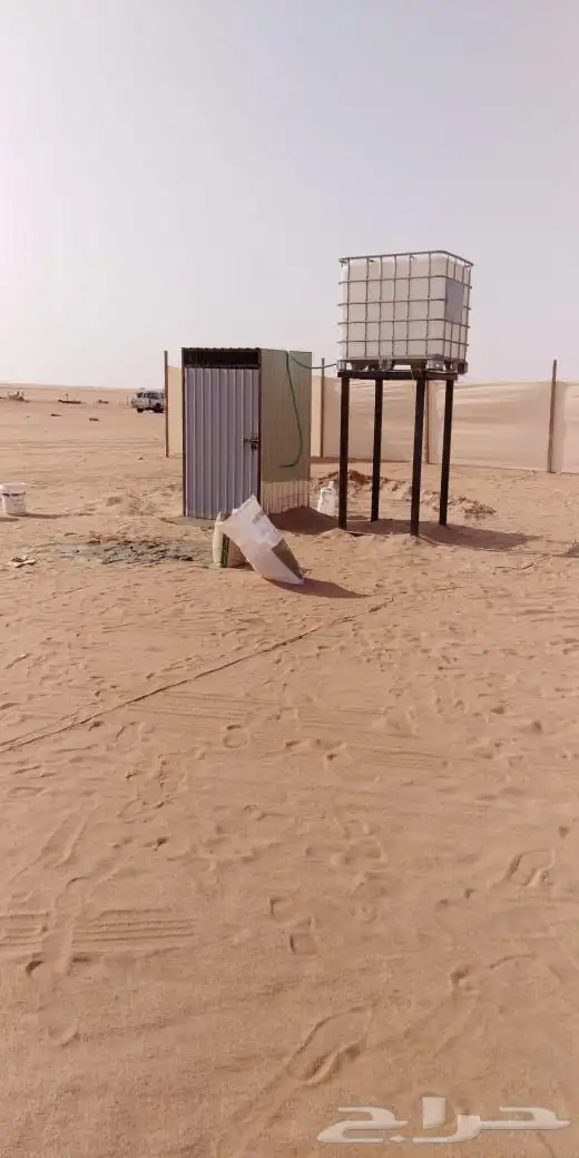 دكات حديد ودورات مياه 0