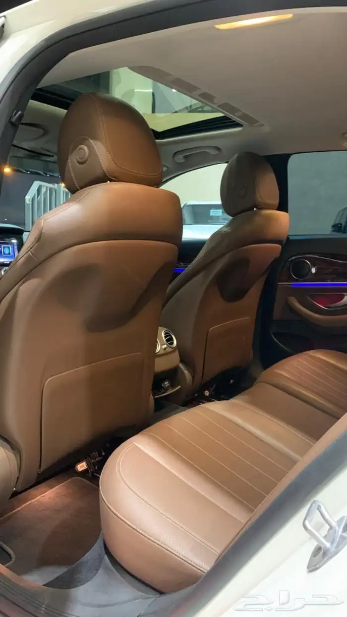 مرسيدس E200d موديل 2019 ديزل 16