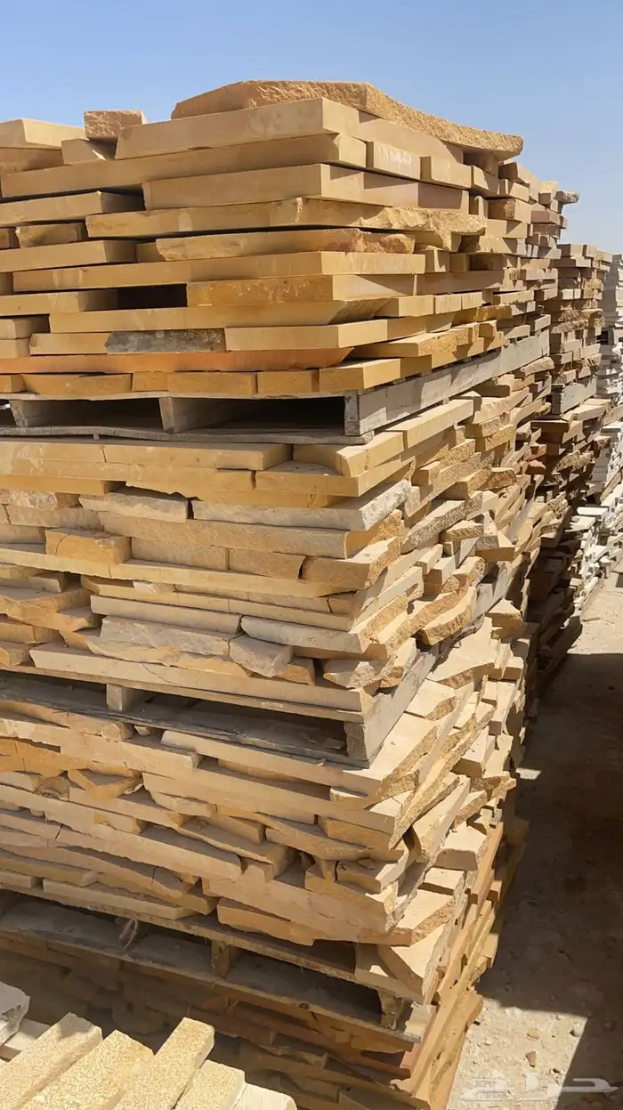 حجر عشوائي الرياض- ابيض   اصفر   كريمي 7