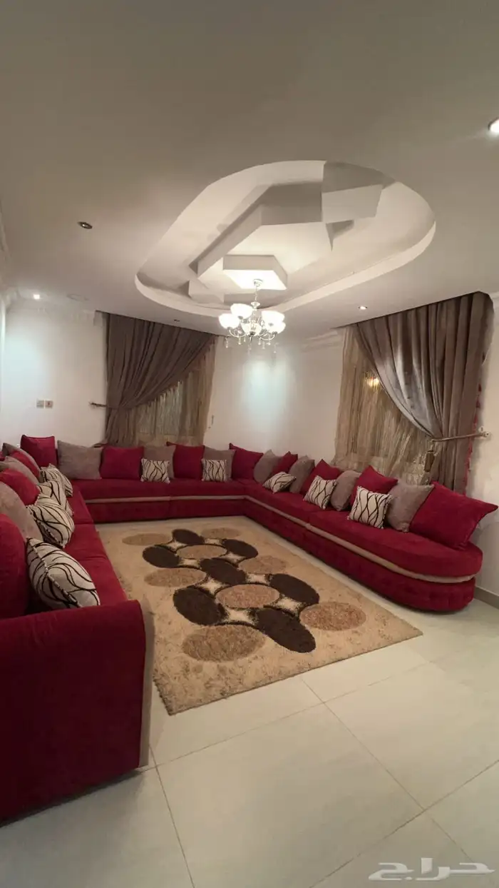 كنب شبه جديد استخدام نظيف 0