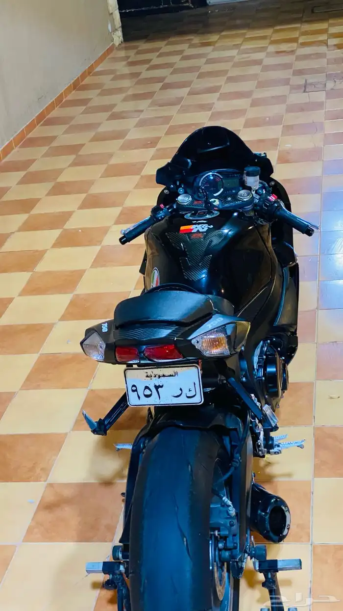 للبيع دباب R GSX 3