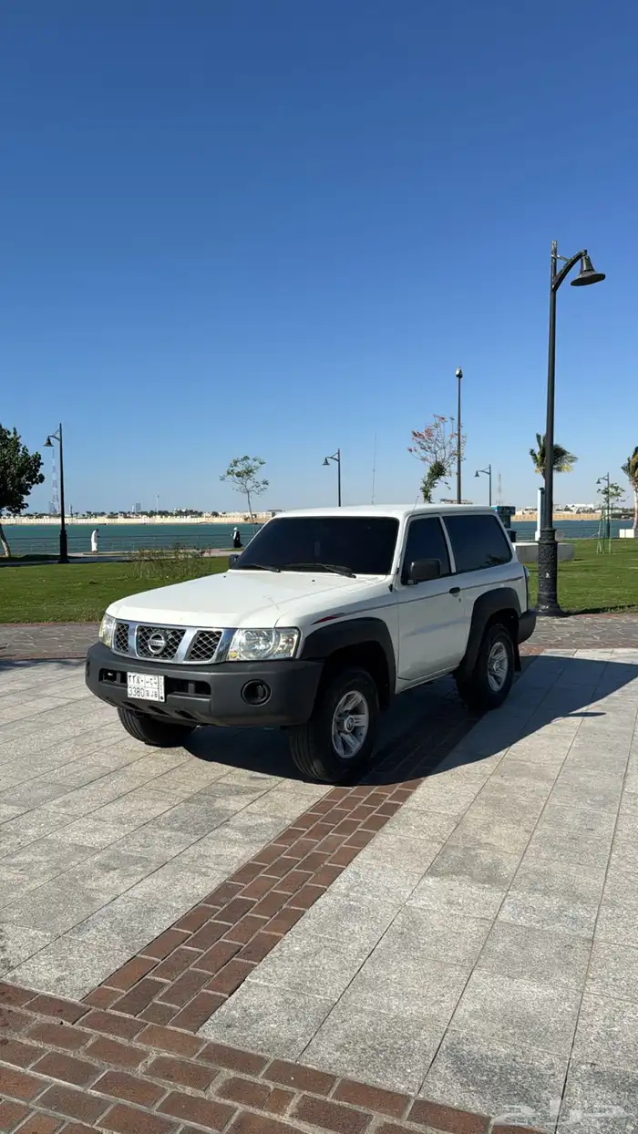 جيب نيسان باترول 2010 3