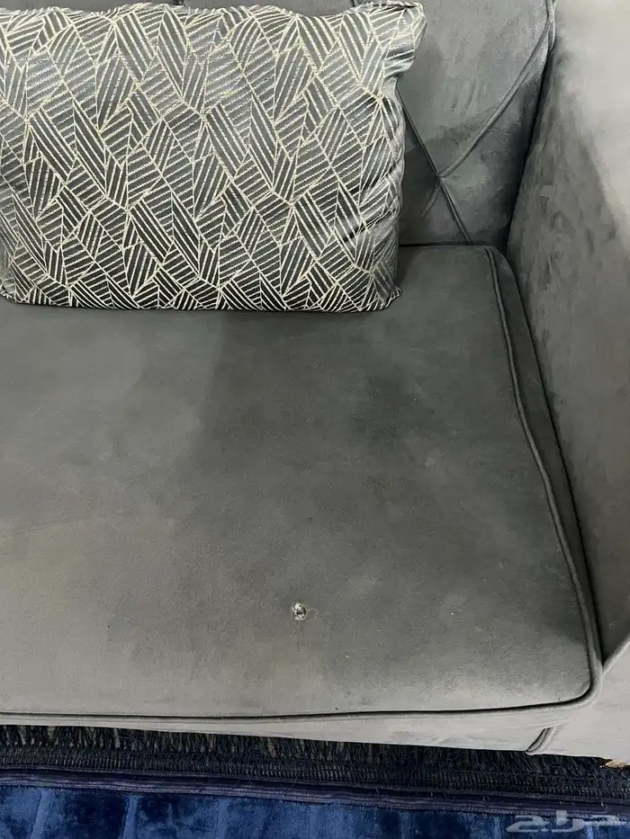 اثاث وطاولات 2