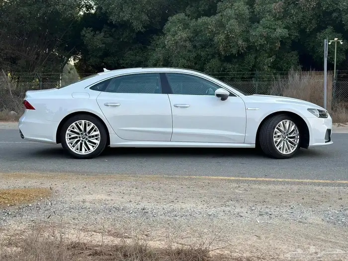 تم البيع )اودي Audi_S line 7Aموديل2023 في الامارات ماشي 4الف 4