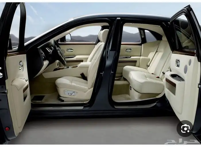 تاجير مع السايق استقبال مطار 1