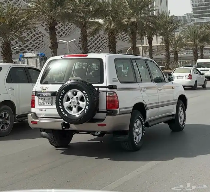 للبيع لاندكروز فكسار 98 قير عادي 1