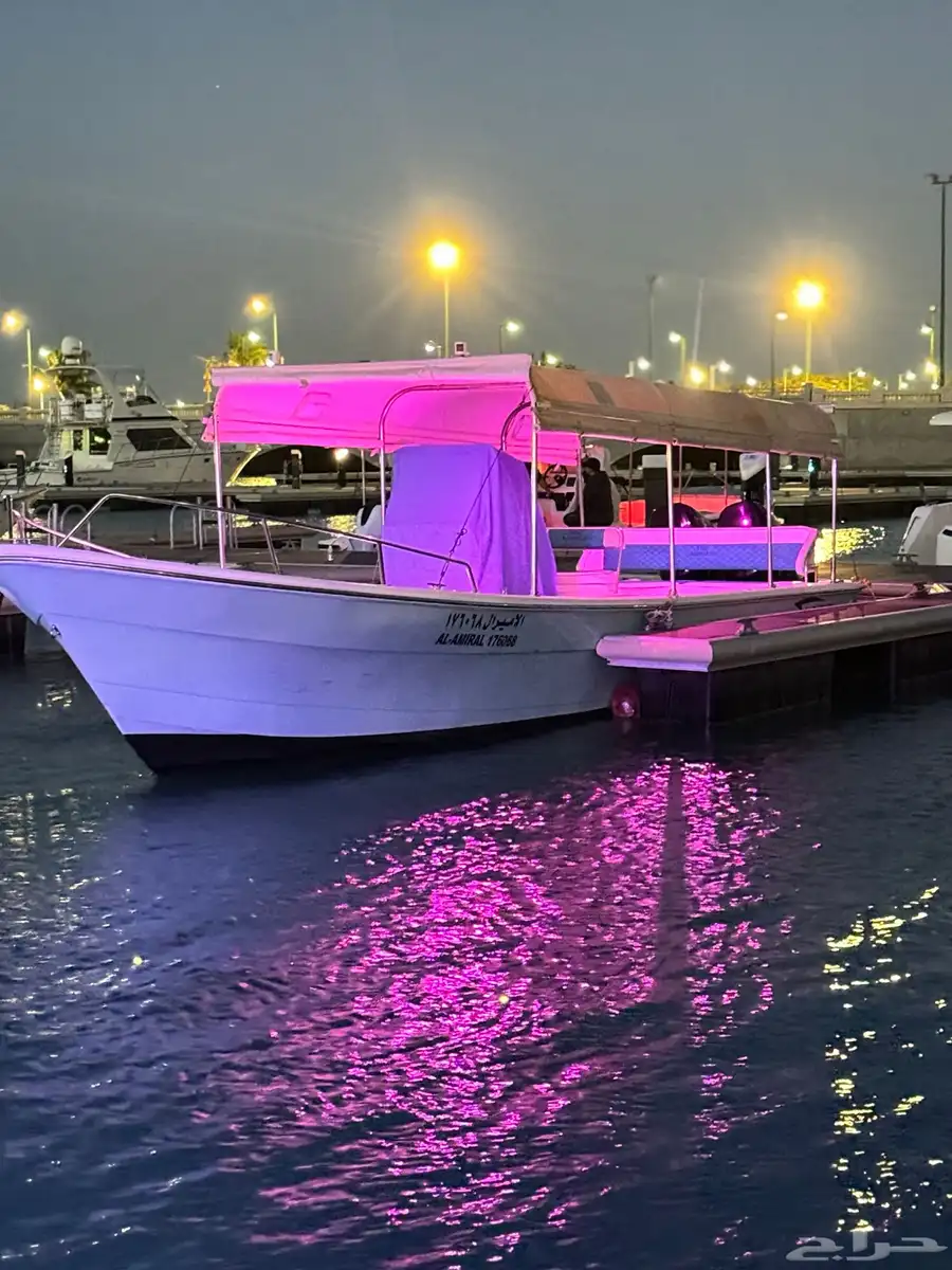 قارب ينبع رحلات بحريه 2