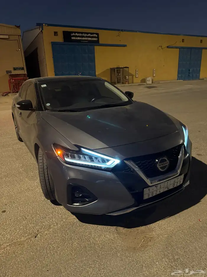 Nissan Maxima New tires good condition chilled Ac Full opti 7
