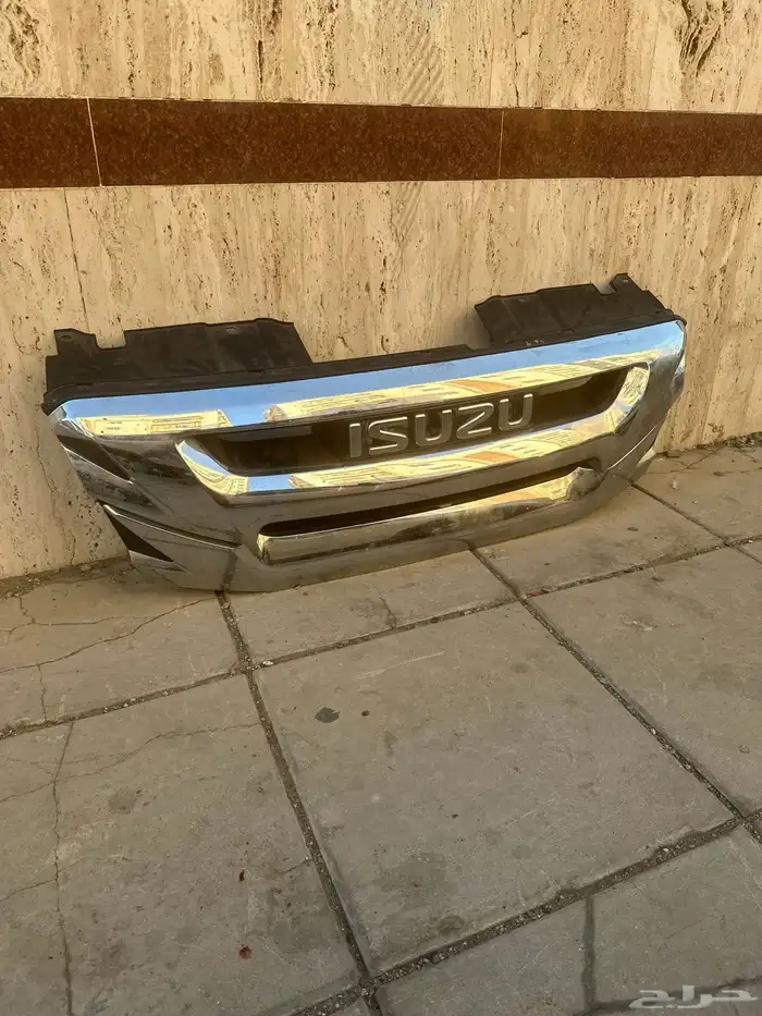 ايسوزو شبك ام يو اكس 18 إلى 21 1