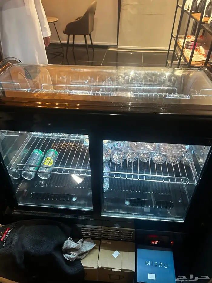 ثلاجة عرض للبيع 1