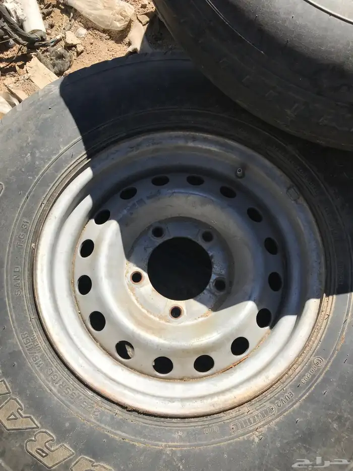 للبيع قطع متنوعه جنوط و اسطبات وشماسيات 0