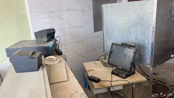 ثلاجة عرض معادات بوفية 8