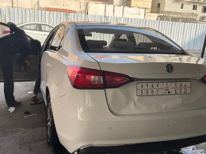 سيارة MG 360 4