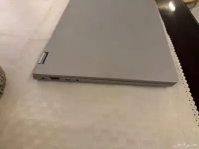 لاب توب Lenovo نظيف 3
