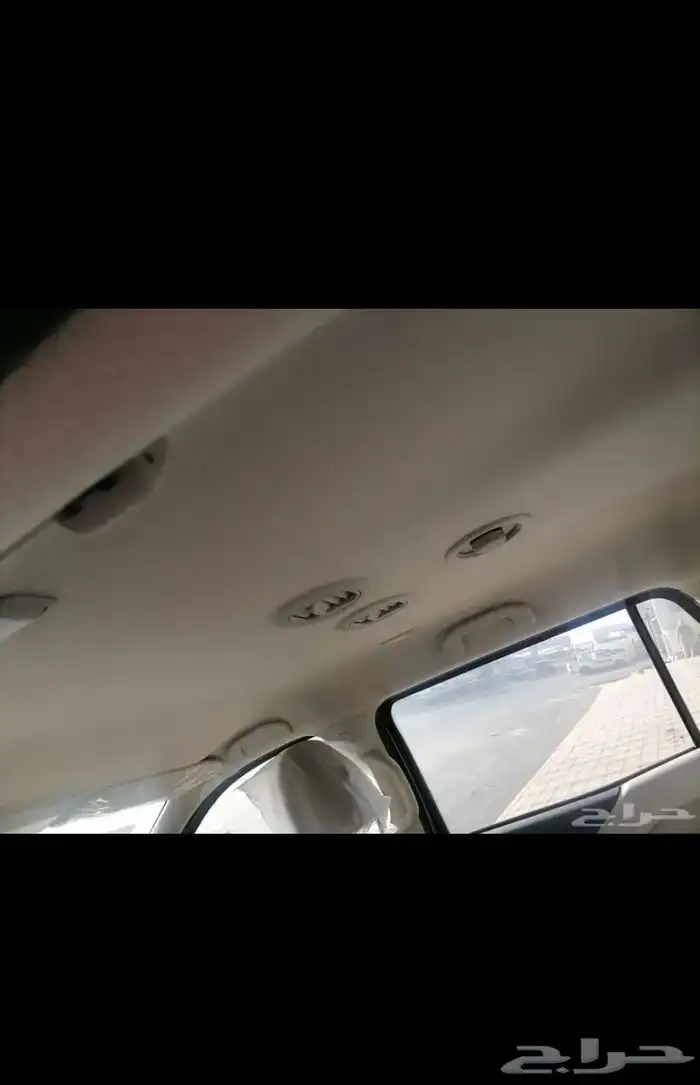 نيسان 7