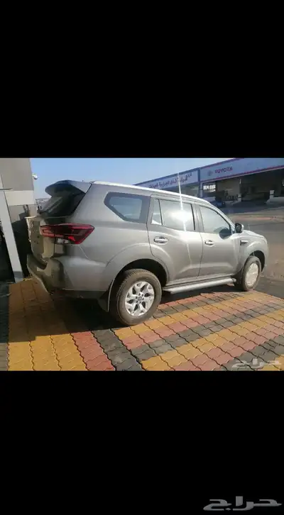 نيسان 1