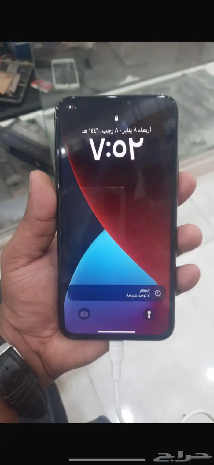ايفون 11بروماكس مافي اي عيوب 1