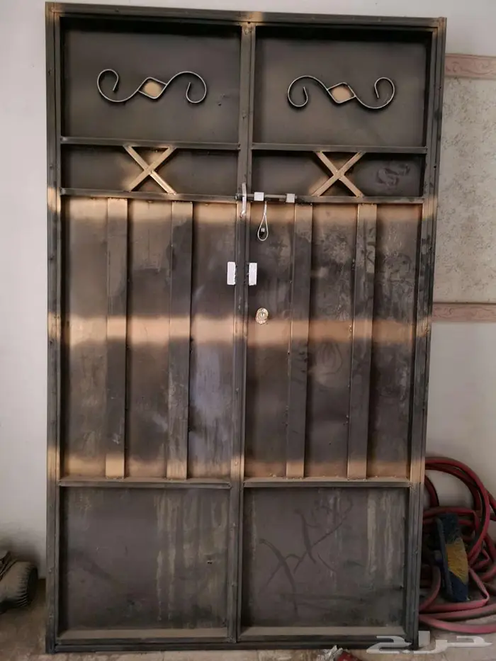 باب حديد جديد لم يستخدم 1