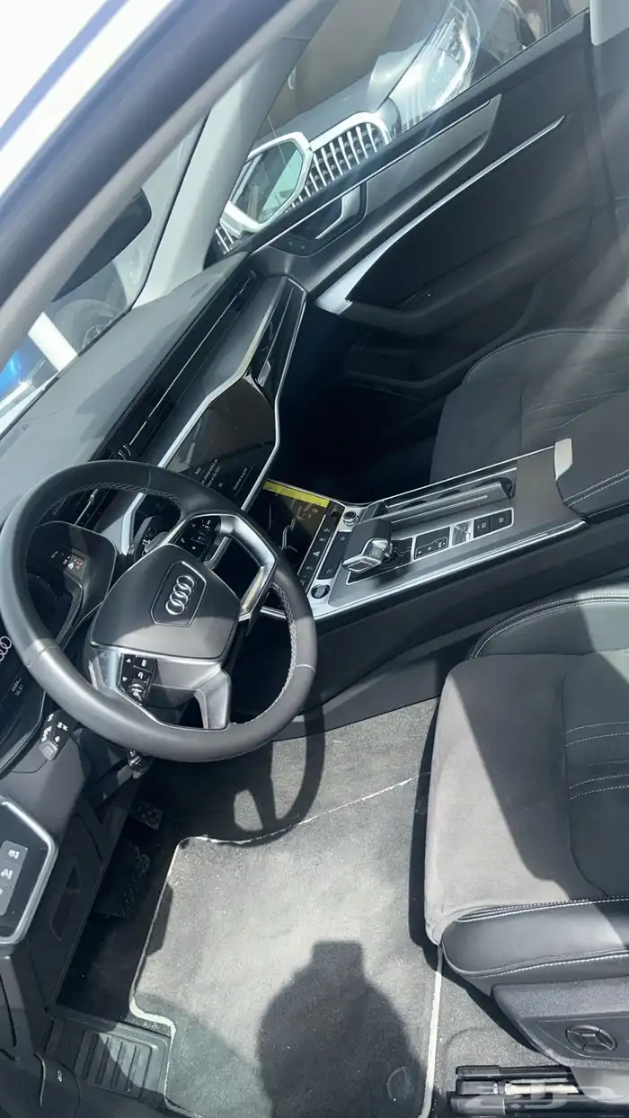 تم البيع )اودي Audi_S line 7Aموديل2023 في الامارات ماشي 4الف 8