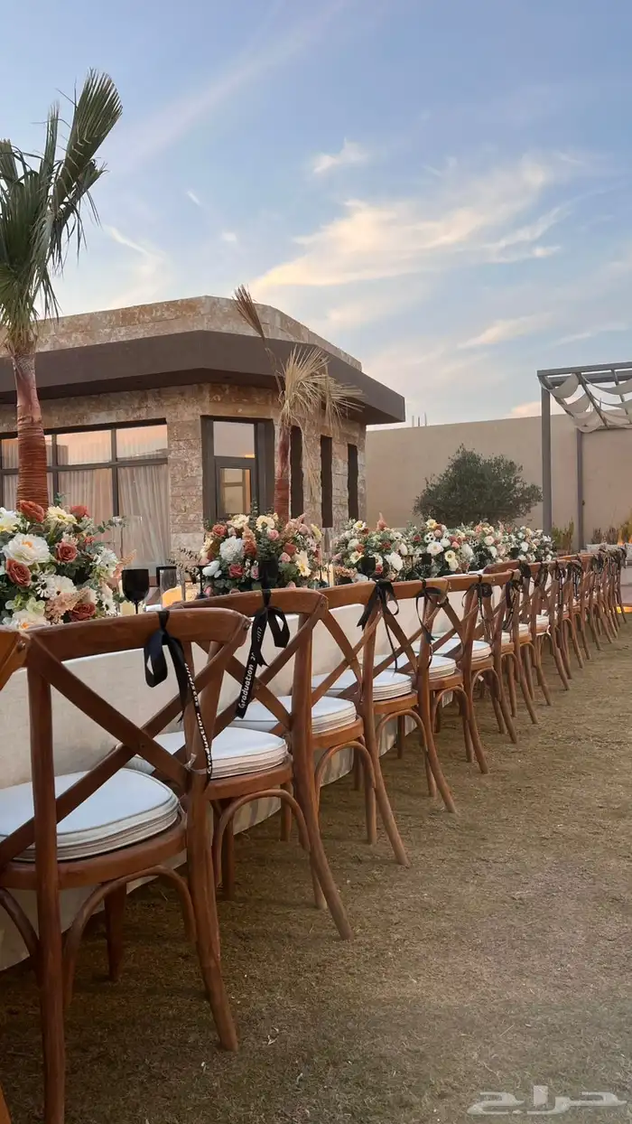 طاولات عشاء 10