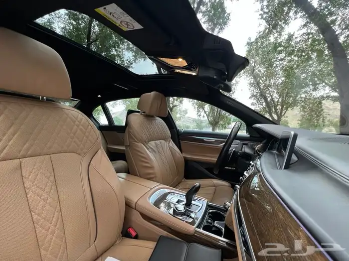 BMW740 الناغي 2016 عداد 98 الف كم فقط 21