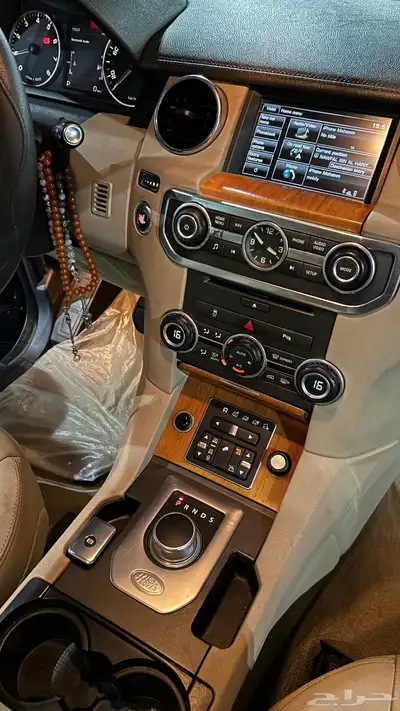 لاند روفر LR4 فل كامل 3