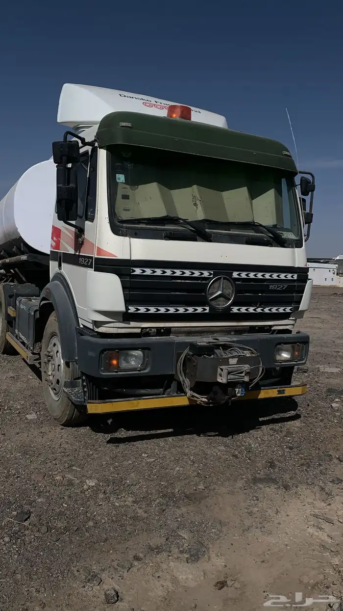 للبيع رأس تريلا 1