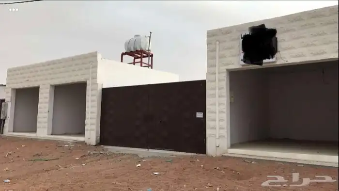 ورشة جديده سيارات للتقبيل مع 4 محلات خارجيه متعوب عليها 2