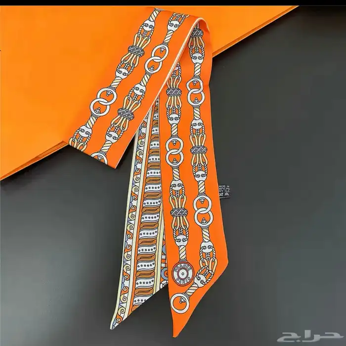 سكارفات ماركة هيرمز 30