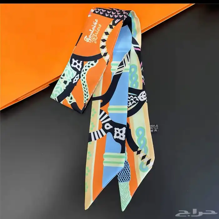 سكارفات ماركة هيرمز 25