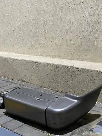 للبيع قطع غيار جيب ربع صدامات وملحقاتها 3