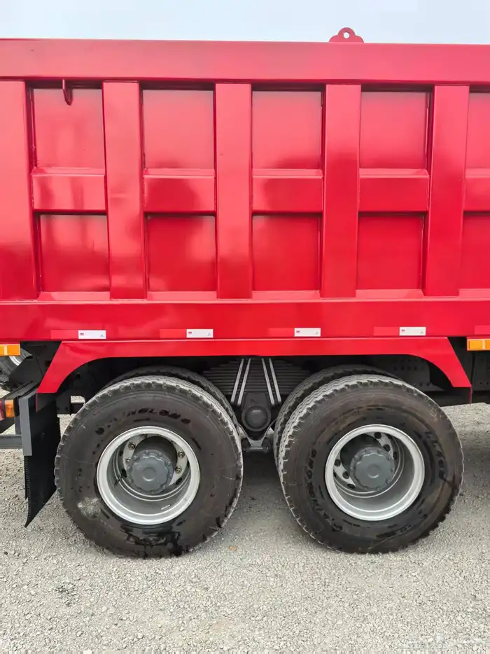 قلاب sinotruck howo الاستيراد من الصين 5